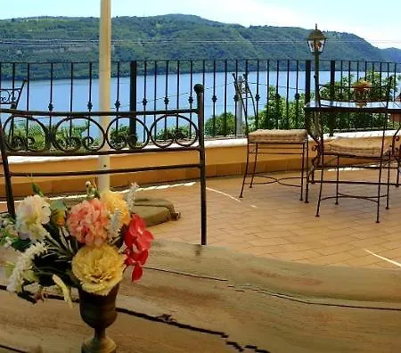 Pensiunea Casa Mircea & Restaurant Ieşelniţa